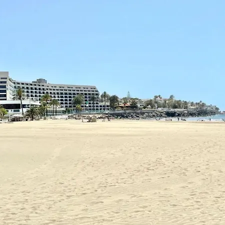 Two Bedrooms, Wifi, Close To The Restaurants And Beach