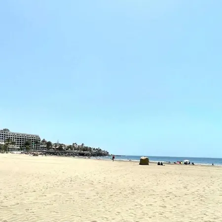 Two Bedrooms, Wifi, Close To The Restaurants And Beach
